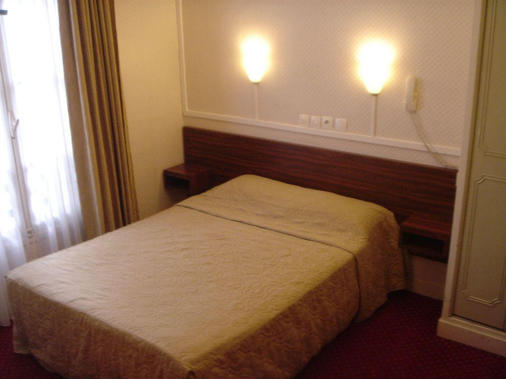 Hotel Des 3 Nations Παρίσι Εξωτερικό φωτογραφία