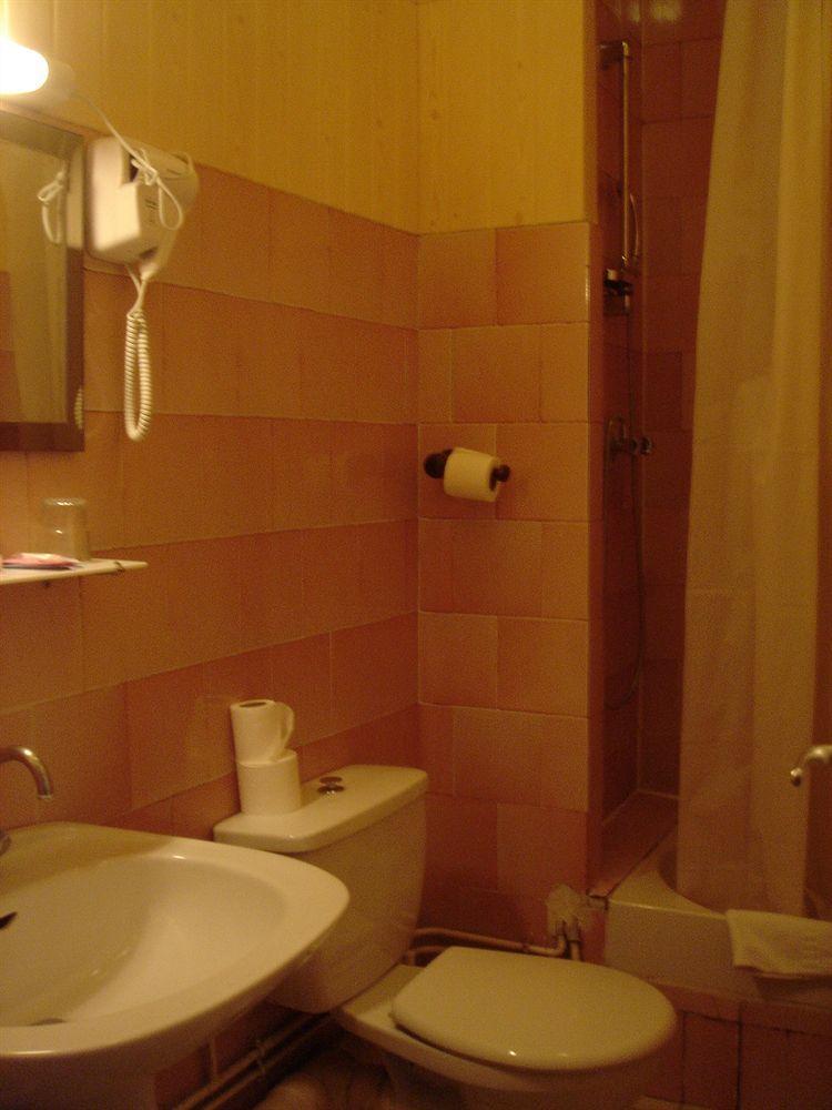 Hotel Des 3 Nations Παρίσι Εξωτερικό φωτογραφία