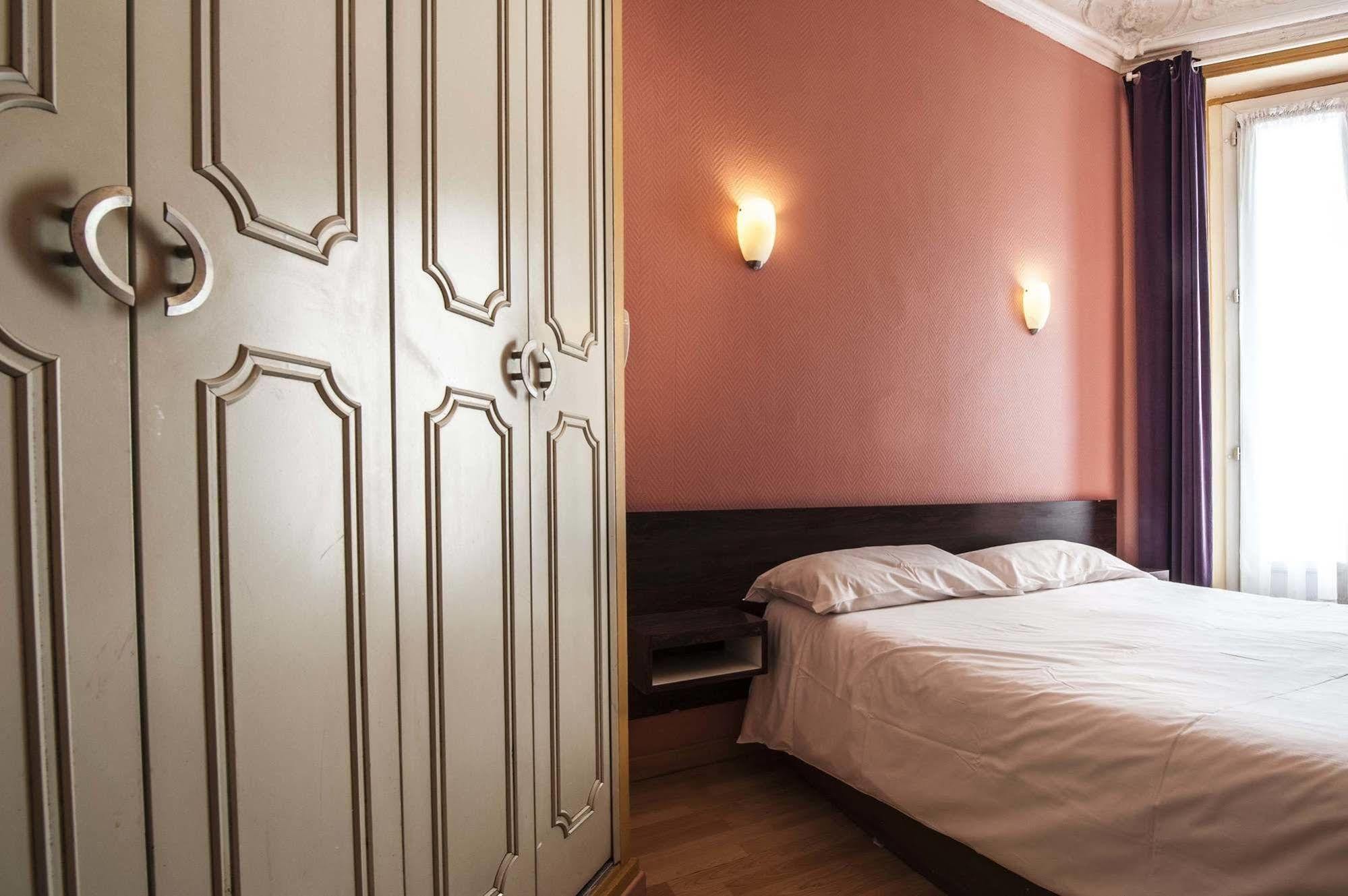 Hotel Des 3 Nations Παρίσι Εξωτερικό φωτογραφία