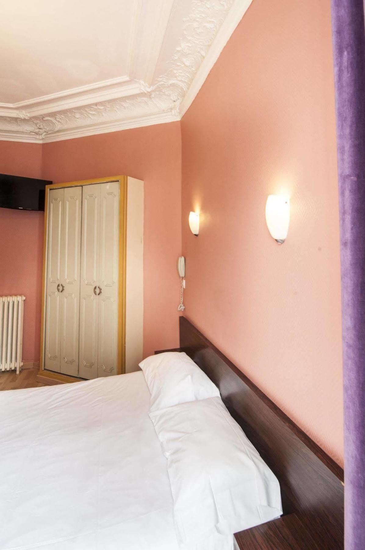 Hotel Des 3 Nations Παρίσι Εξωτερικό φωτογραφία