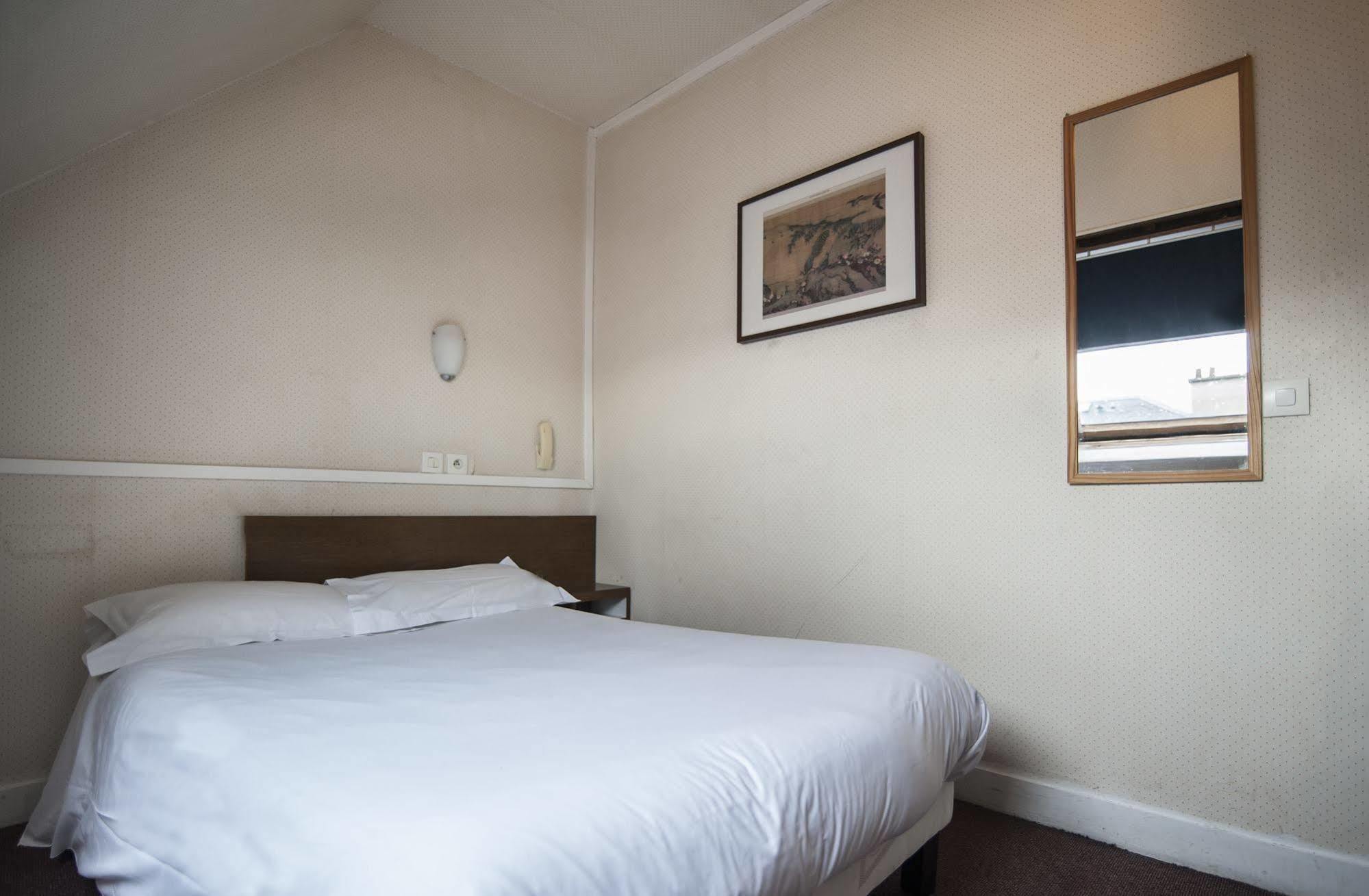 Hotel Des 3 Nations Παρίσι Εξωτερικό φωτογραφία